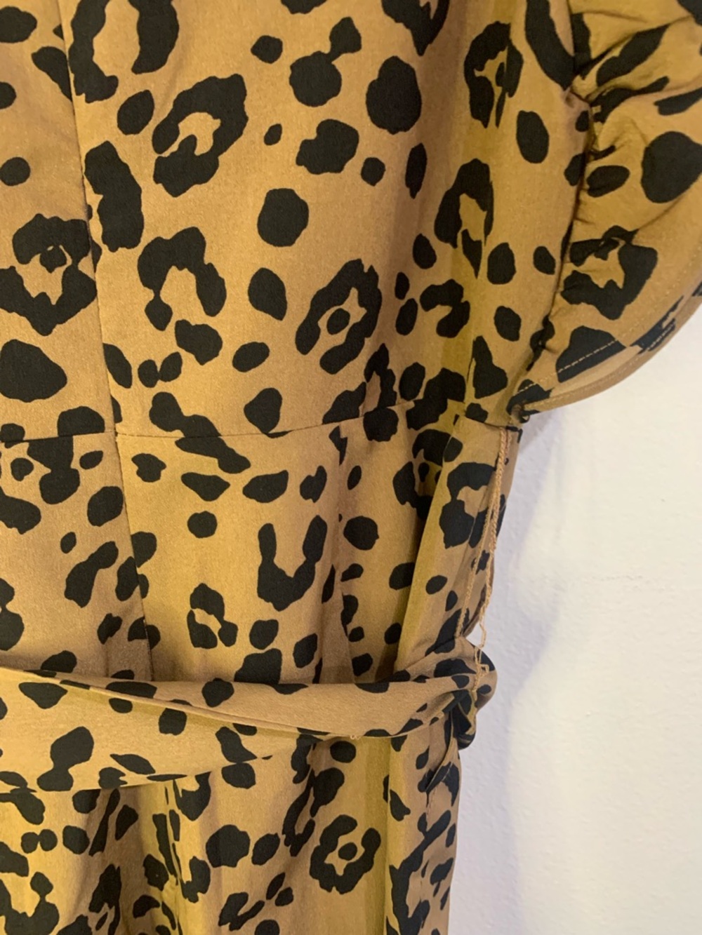 LOVERS AND FRIENDS Jill Romper Size XS Leopard Print Flutter Sleeves Ruffle Trim - Picture 11 of 15